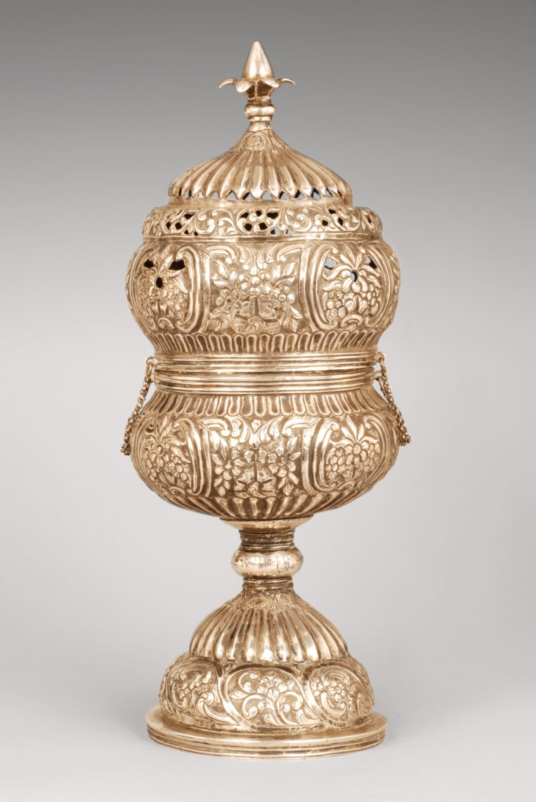 Brûleencens Collection Objets de culte